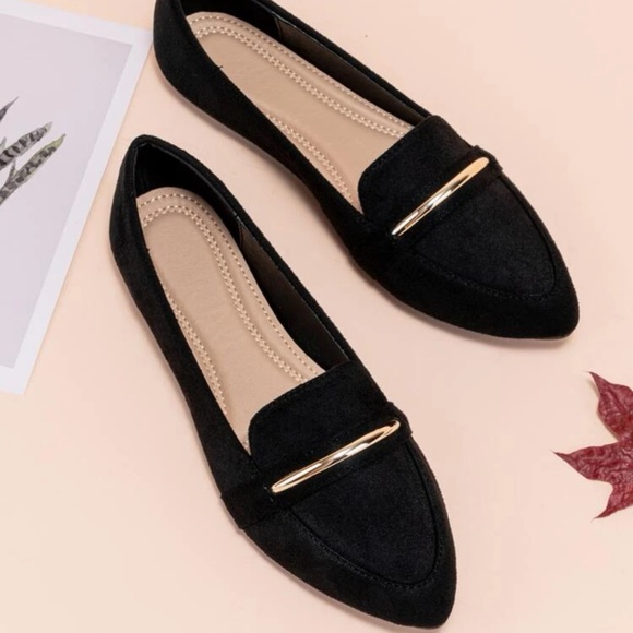 Black Mental Decor Flat Shoes For Women, Fashionable Point Toe Loafers - Picture 3 of 4